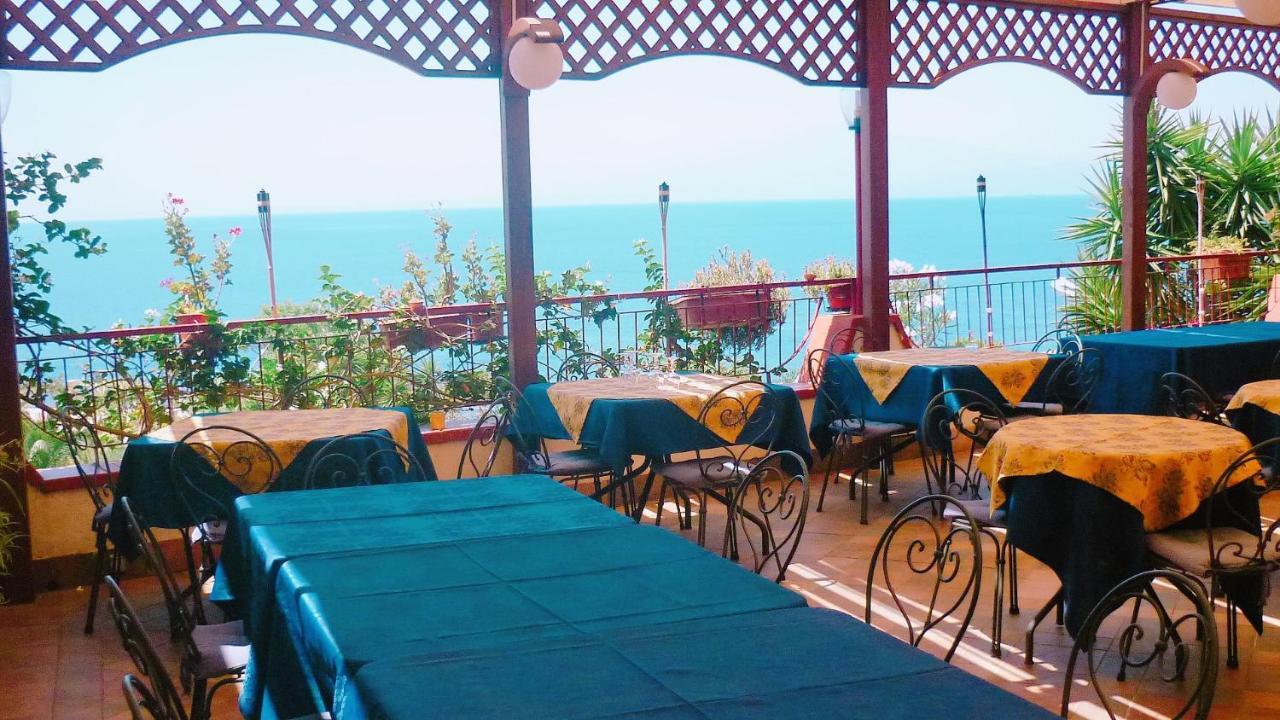 Paradiso Hotel Ristorante Riaci Capo Экстерьер фото