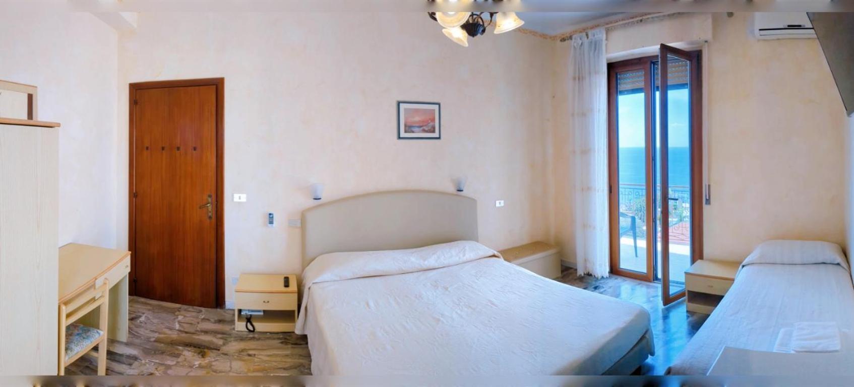 Paradiso Hotel Ristorante Riaci Capo Экстерьер фото